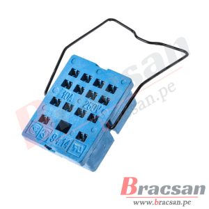 ZOCALO BASE PARA RELAY 10A 250VAC 14 PINES PARA CIRCUITO IMPRESO FINDER 94.14SMA